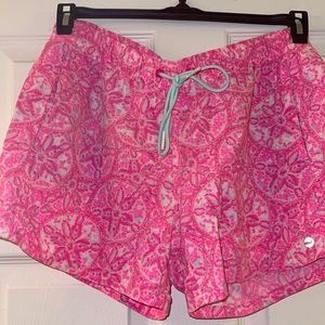 vineyard vines performance shorts